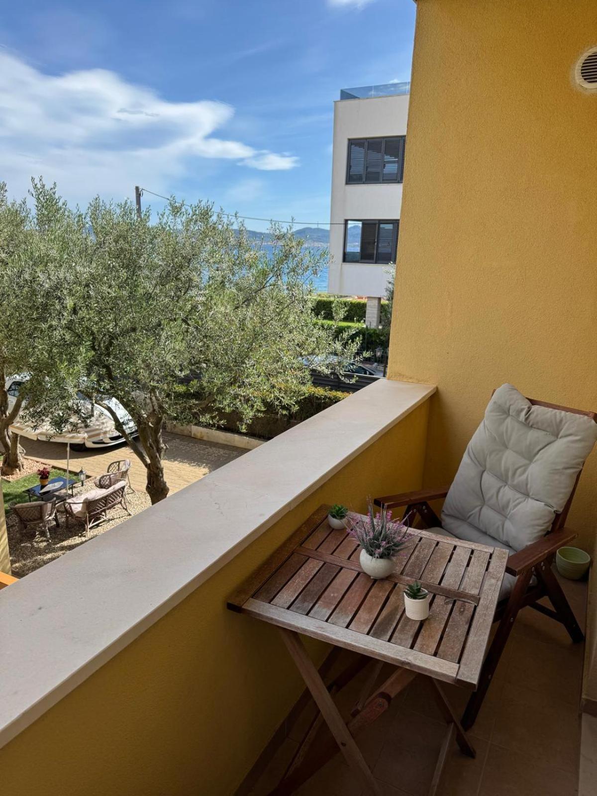 Lanterna Puntamika Apt. Near Beach Zadar Exteriér fotografie